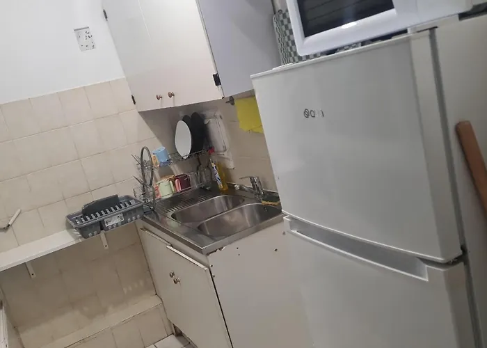 Alojamento de Acomodação e Pequeno-almoço Relax Privacy *